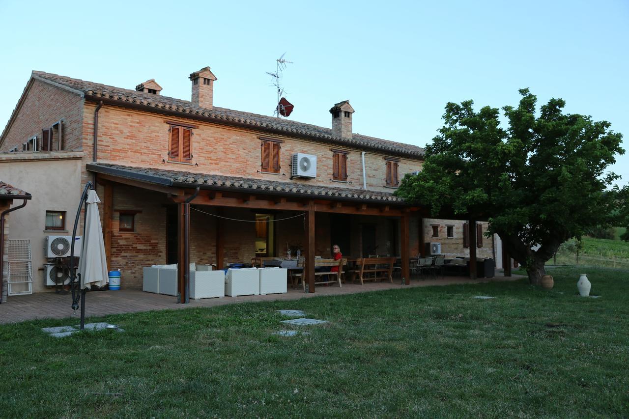 Casale Talevi Villa Cartoceto Luaran gambar